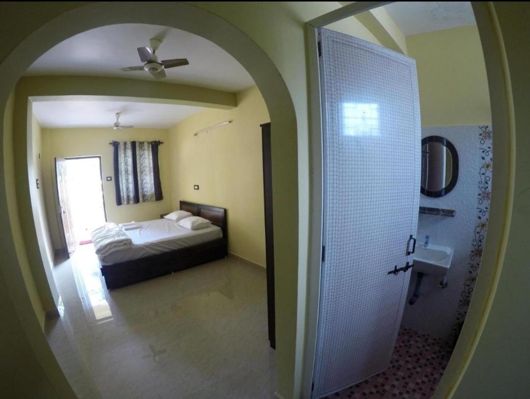 Regina Residency Inn Palolem Bagian luar foto
