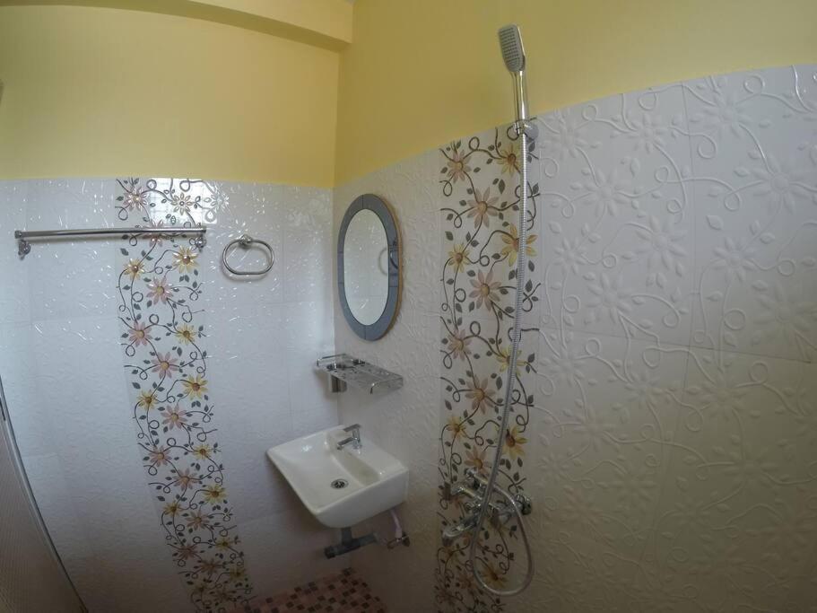 Regina Residency Inn Palolem Bagian luar foto