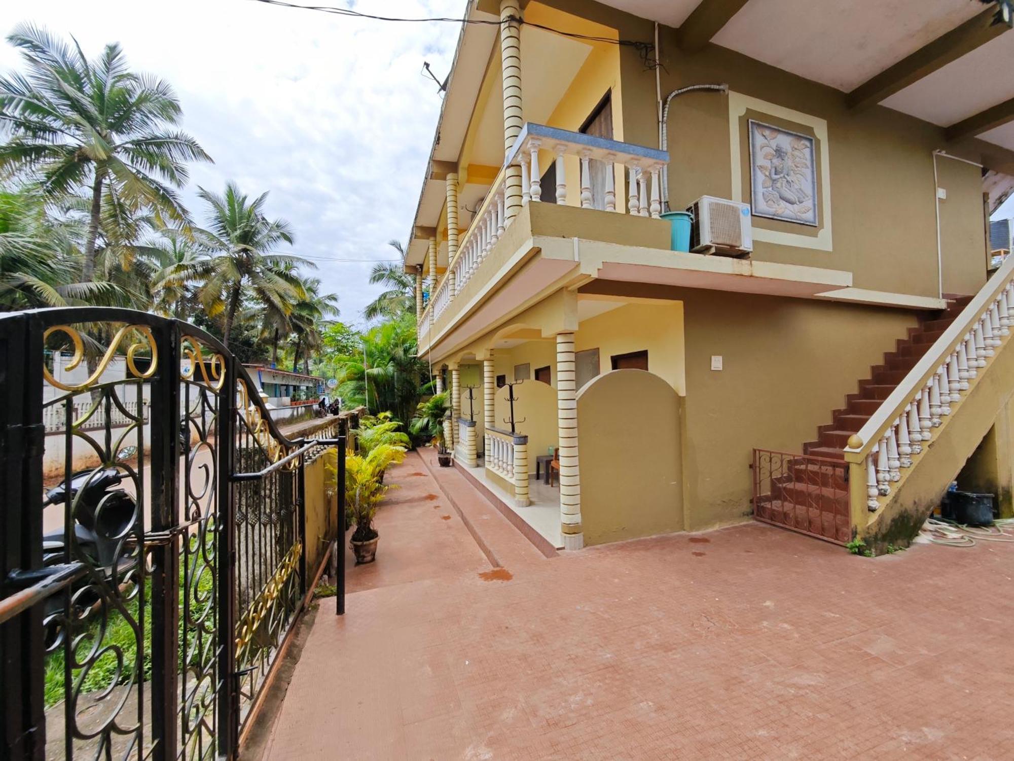 Regina Residency Inn Palolem Bagian luar foto