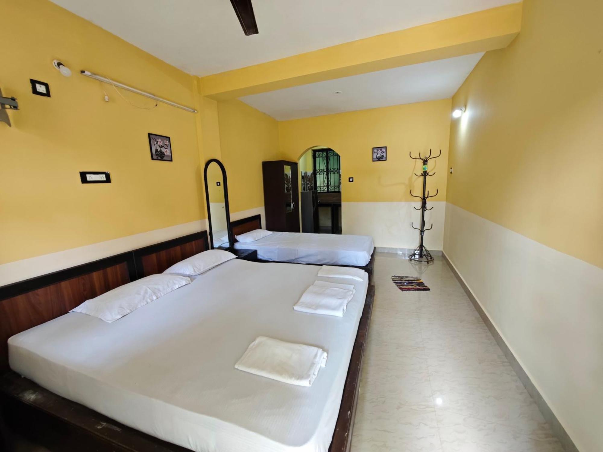 Regina Residency Inn Palolem Bagian luar foto